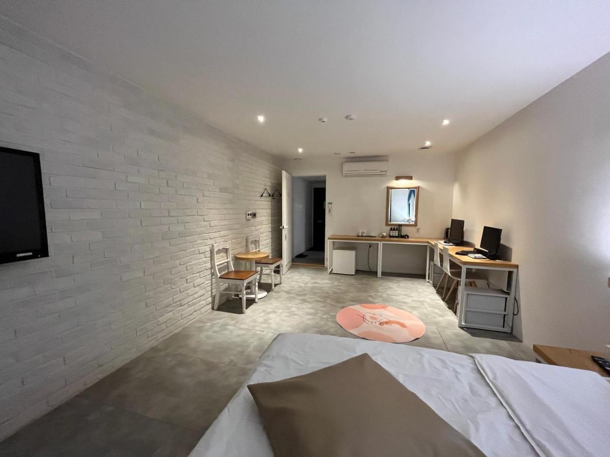 Hotel Yaja Hwajeong Station 고양 외부 사진