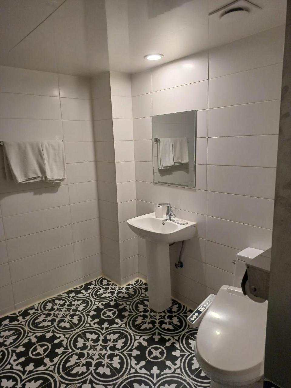 Hotel Yaja Hwajeong Station 고양 외부 사진